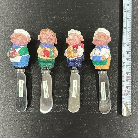 Boston Warehouse Pig Chef Butter Knife & Cheese Spreader Set of 4 - Picture 3 of 6